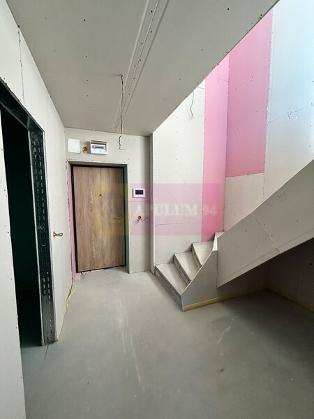 Vanzare duplex 4 camere cu scara interioara in Hils Brauner Residence